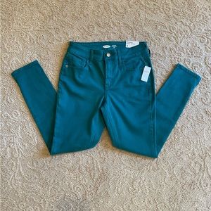 Old Navy Rockstar Super Skinny Jeans- size 4.